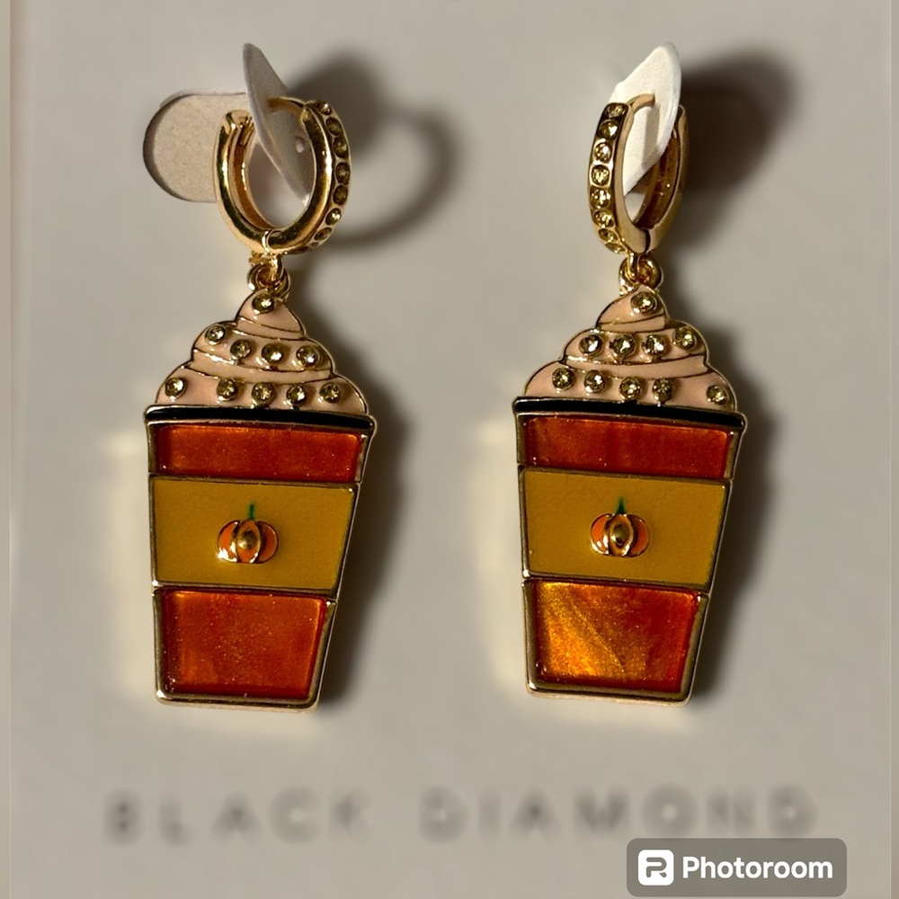NEW•Black Diamond Pumpkin Spice Frappuccino dangle earrings